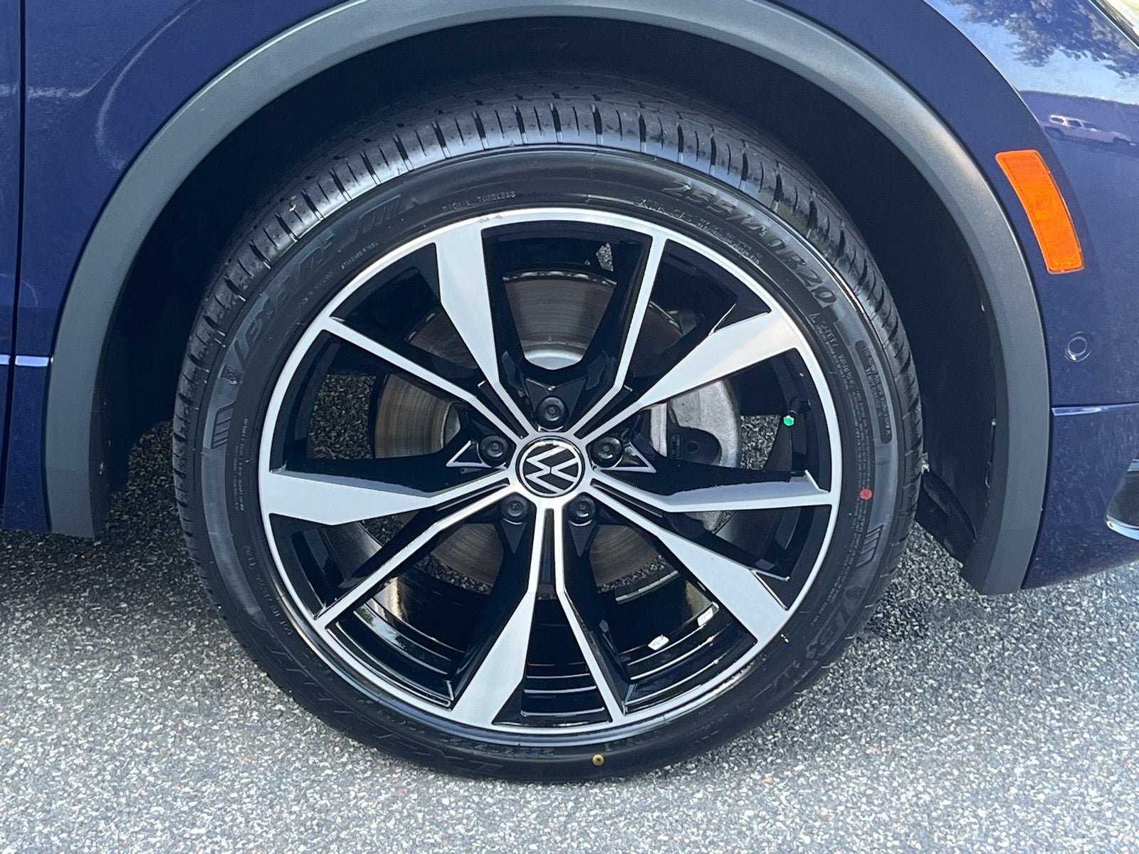 2022 Volkswagen Tiguan SEL R-Line