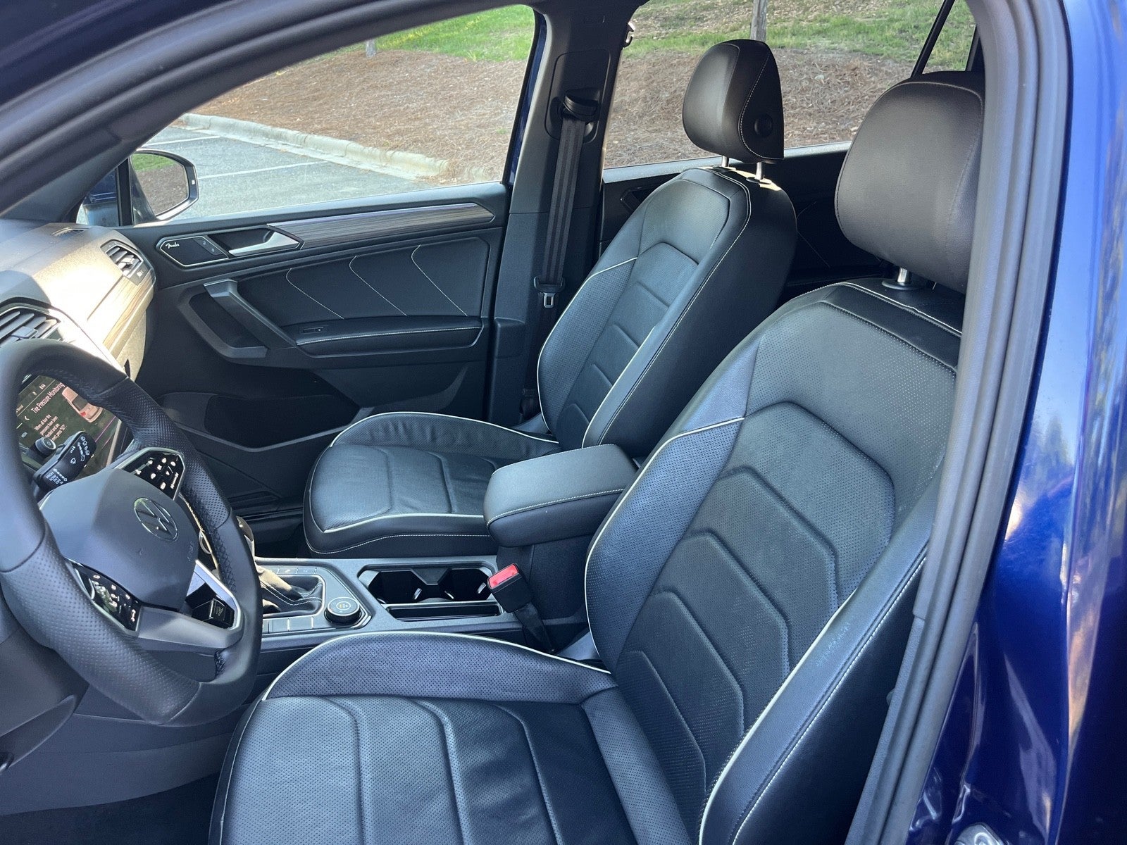 2022 Volkswagen Tiguan SEL R-Line