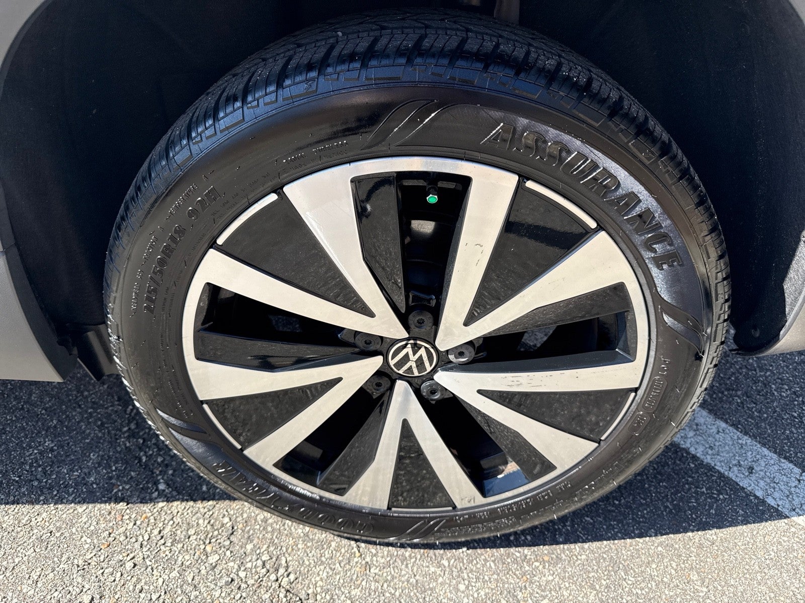 2024 Volkswagen Taos SE