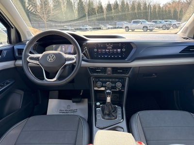 2024 Volkswagen Taos SE