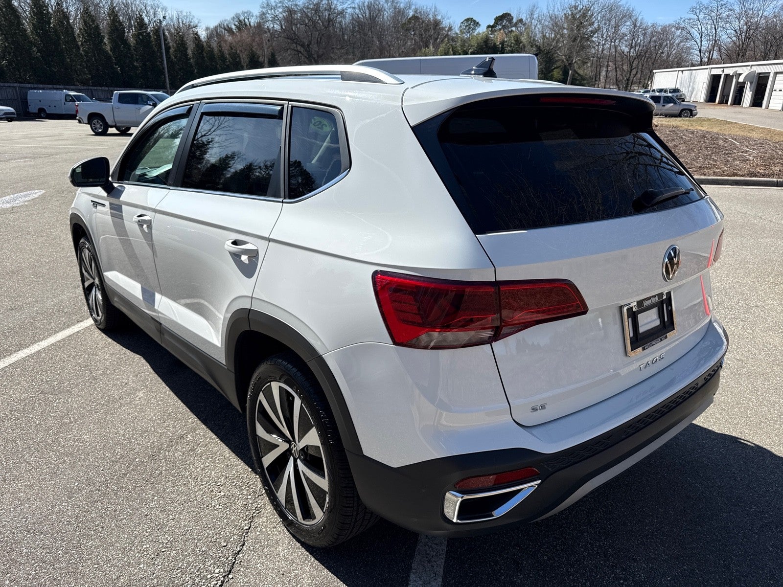 2024 Volkswagen Taos SE