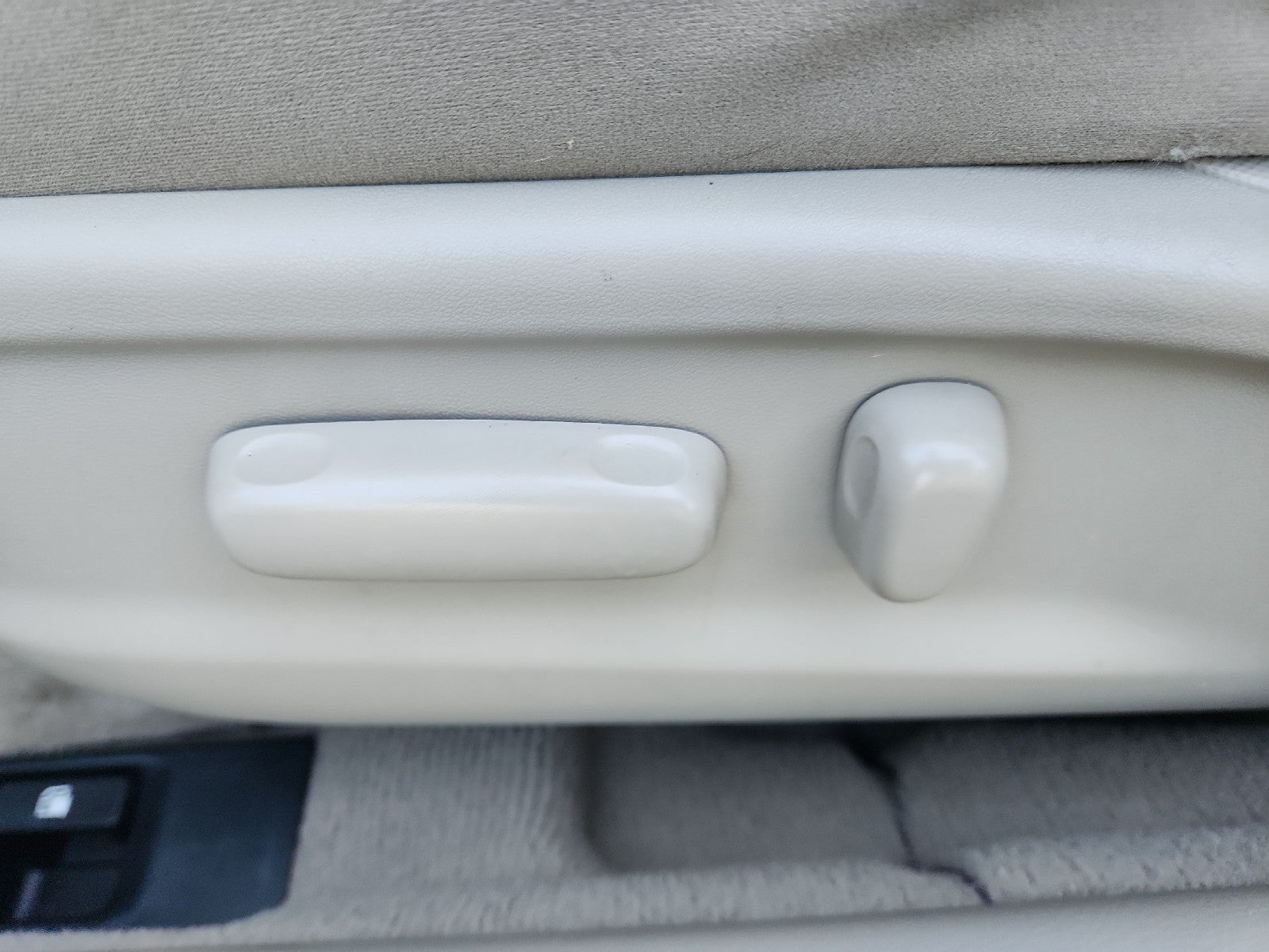 2008 Toyota Camry 4dr Sdn I4 Man (Natl)