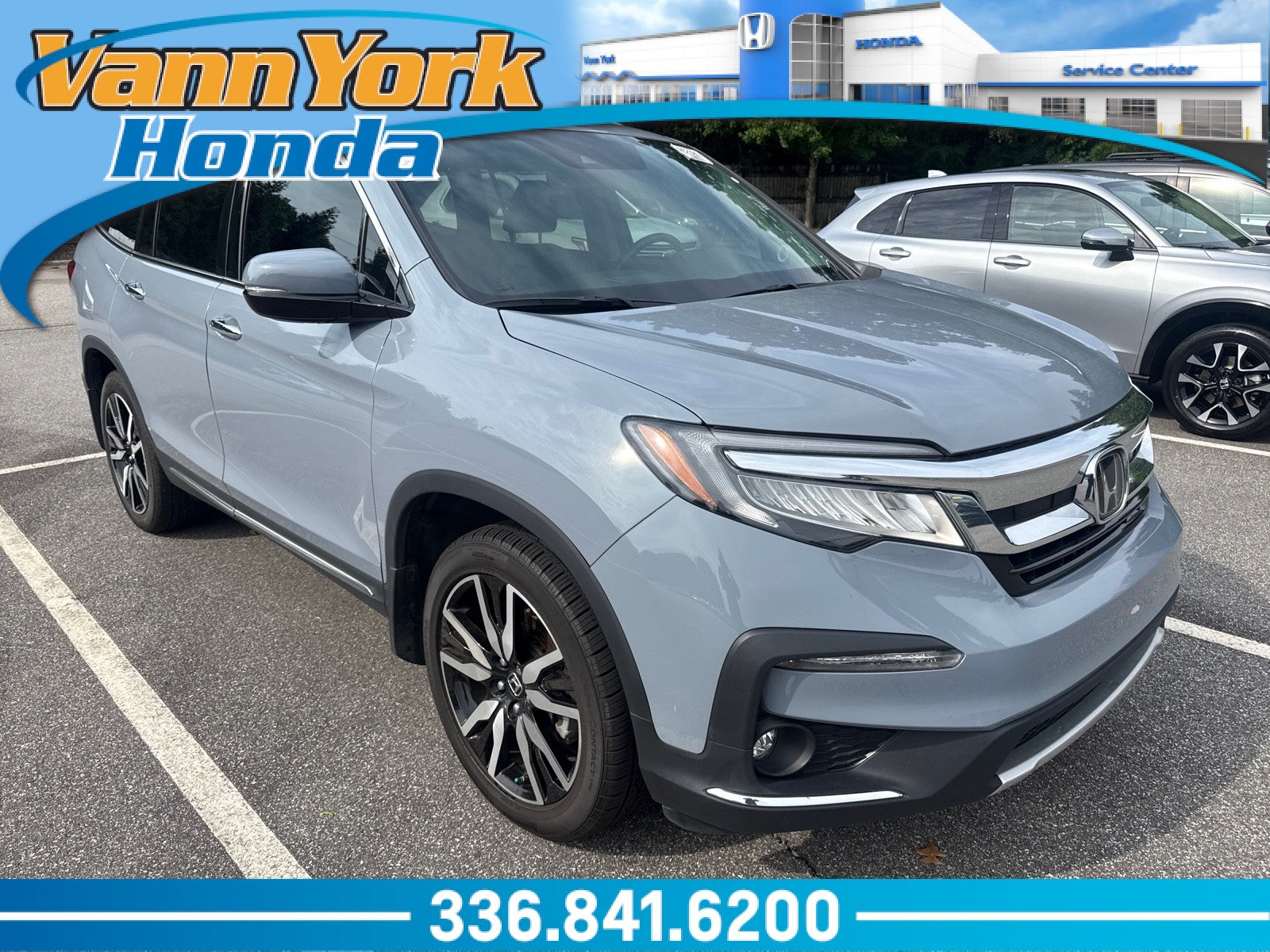 2022 Honda Pilot Touring 7-Passenger