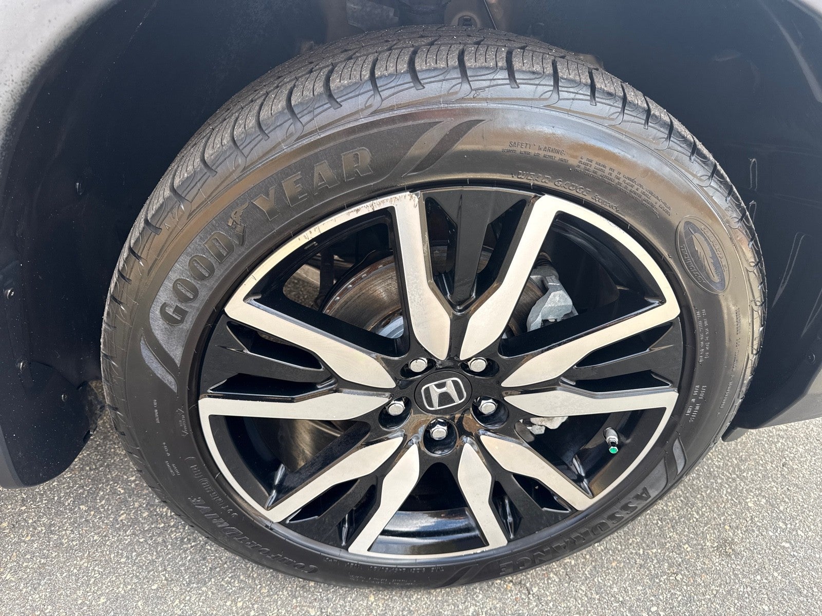 2022 Honda Pilot Touring 7-Passenger