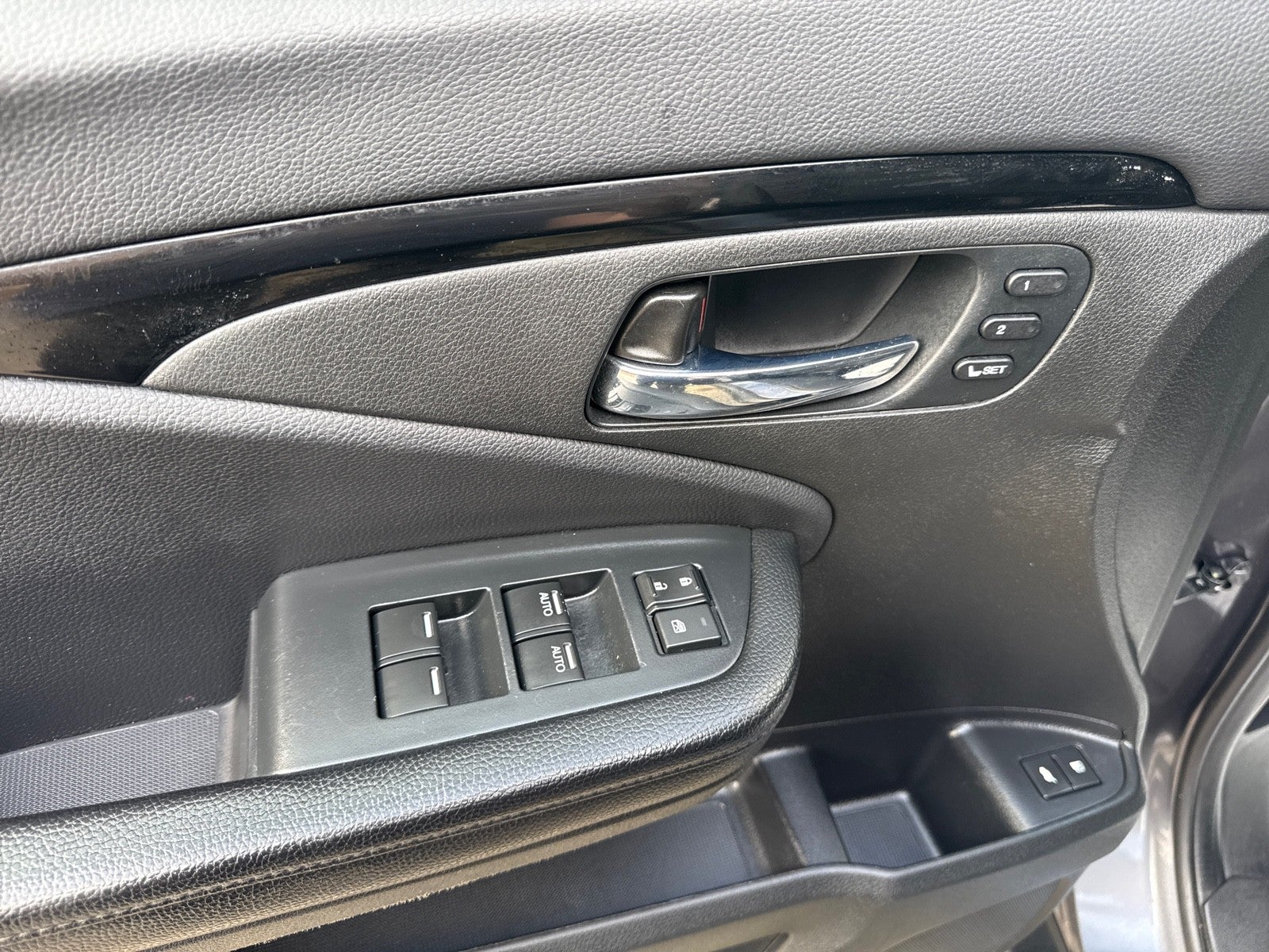 2022 Honda Pilot Touring 7-Passenger