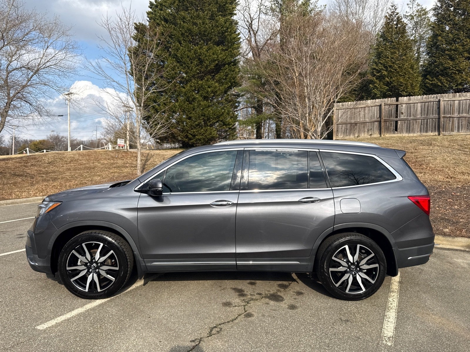 2022 Honda Pilot Touring 7-Passenger