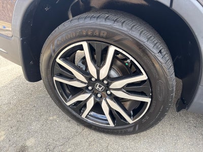 2022 Honda Pilot Touring 7-Passenger