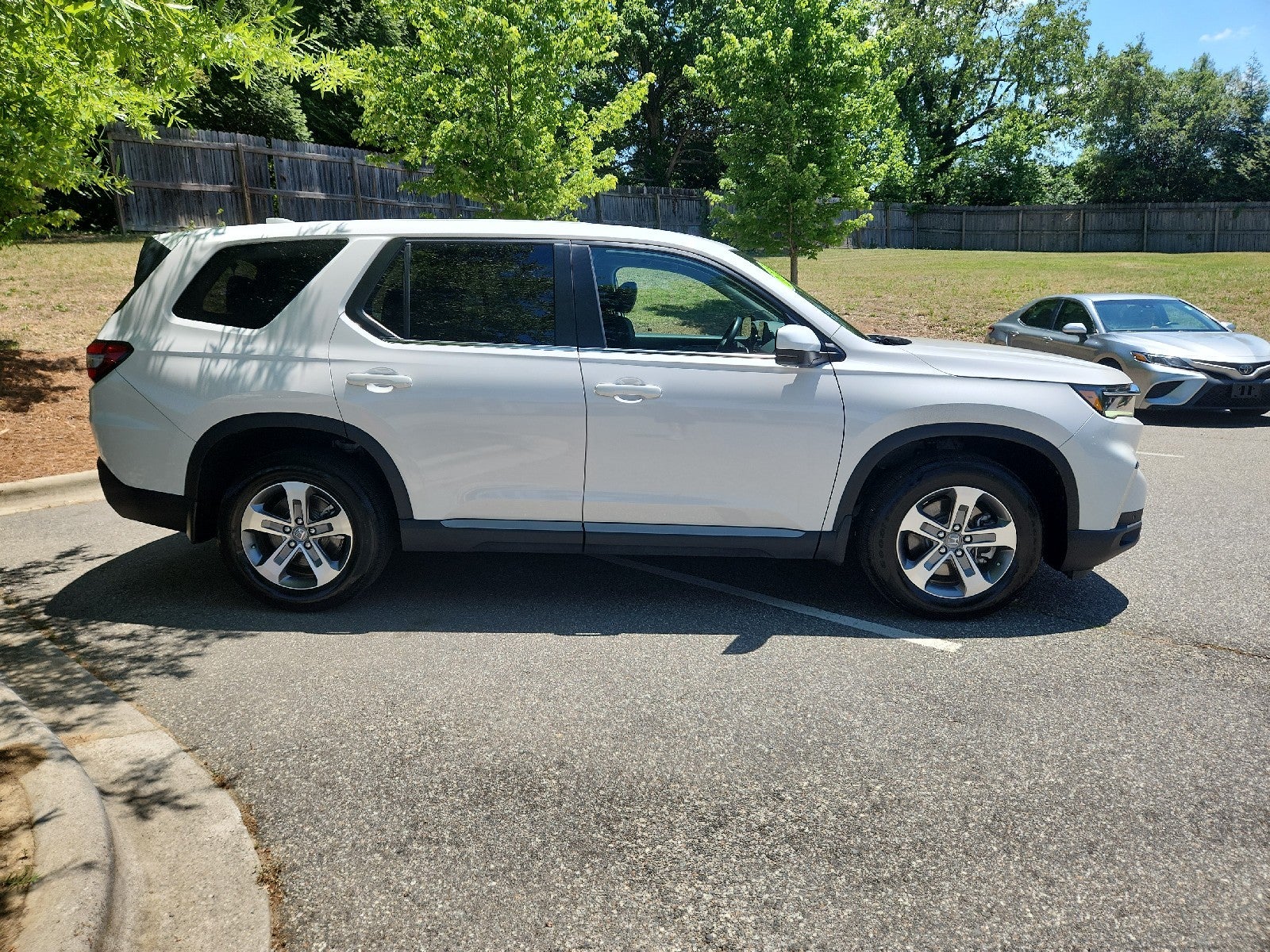 2025 Honda Pilot EX-L