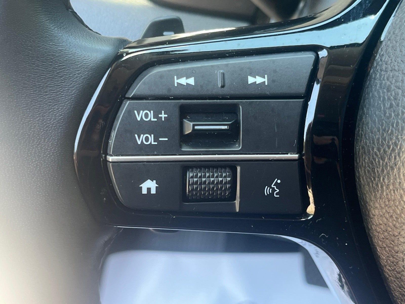 2024 Honda Pilot EX-L 8 Passenger
