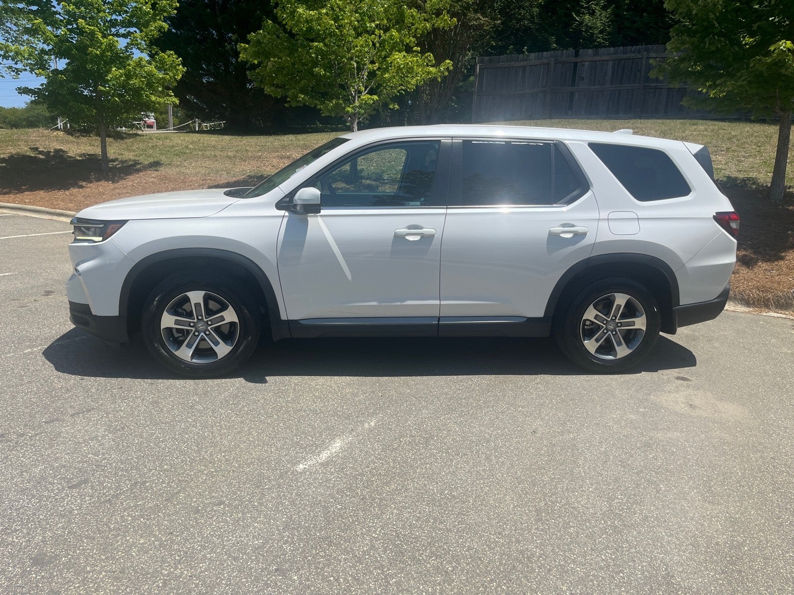 2024 Honda Pilot EX-L 8 Passenger
