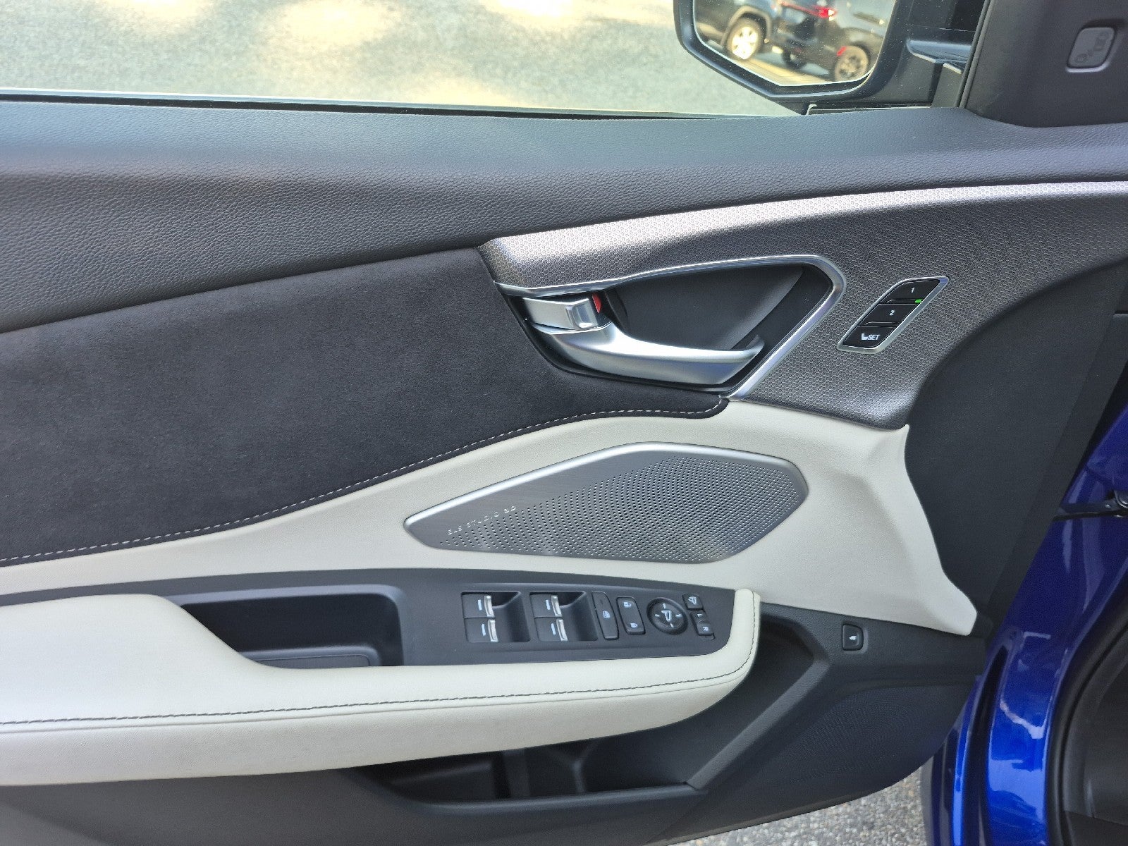 2025 Acura RDX w/A-Spec Advance Package