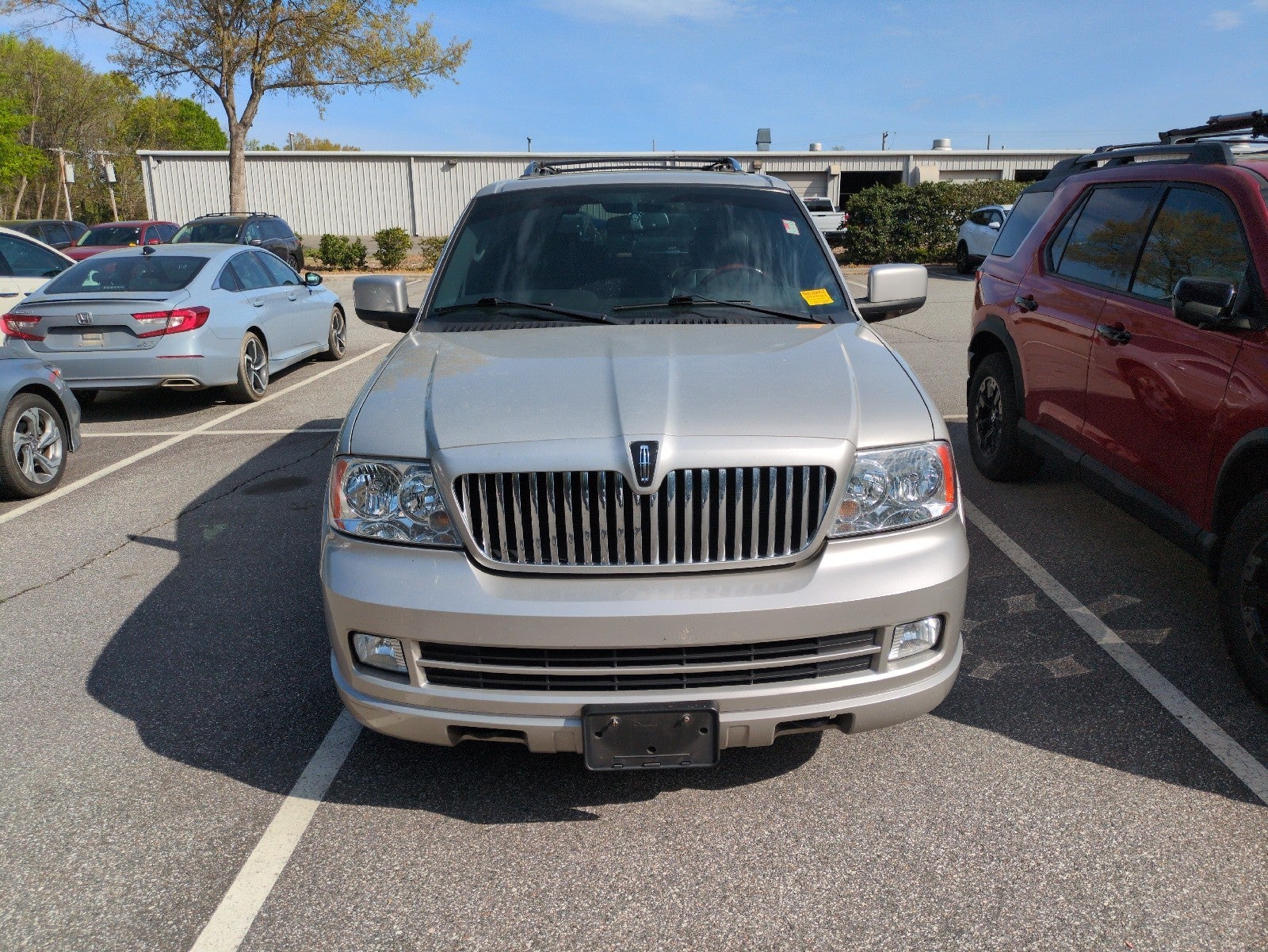 2006 Lincoln Navigator w/Limousine Pkg
