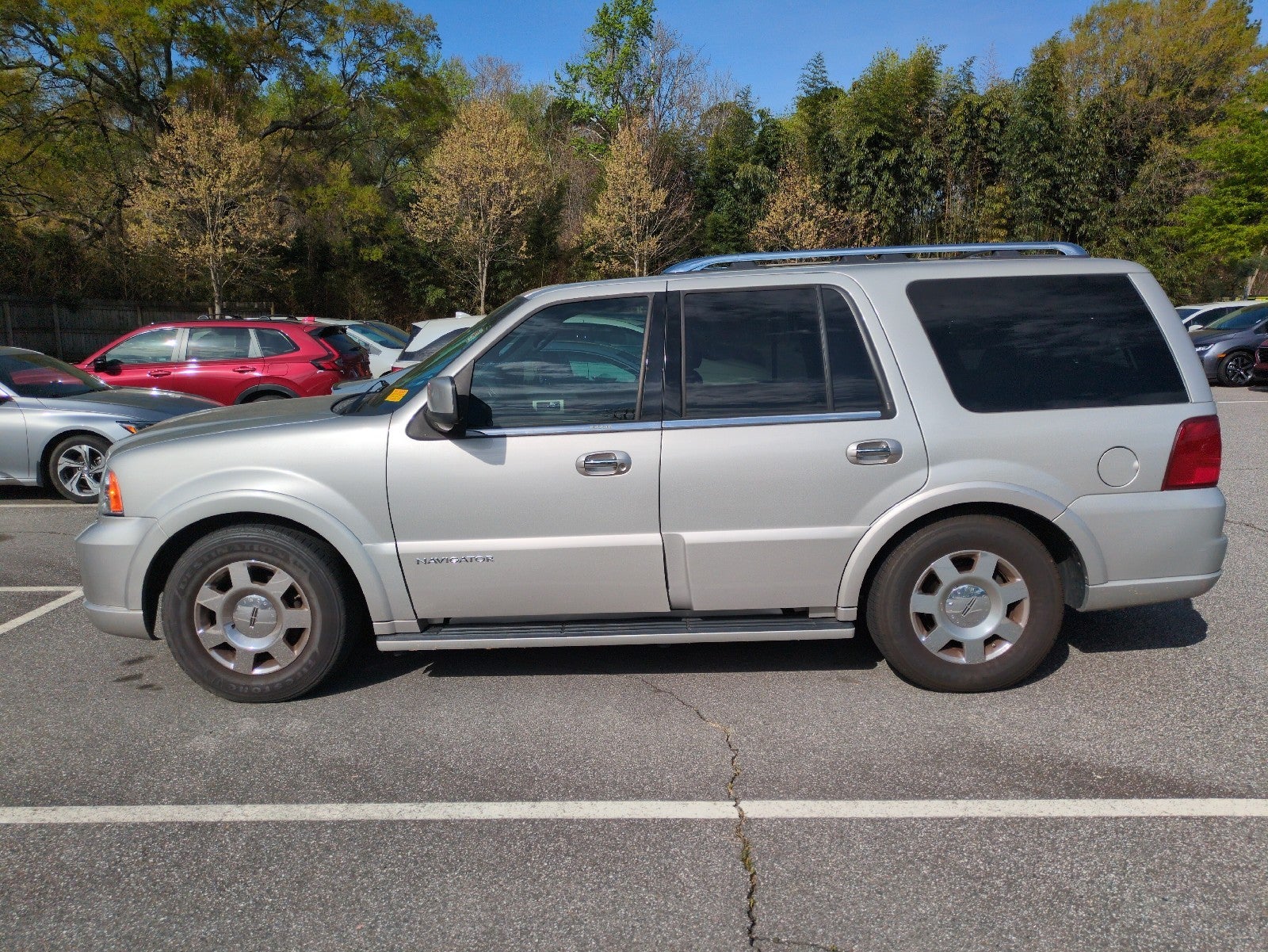 2006 Lincoln Navigator w/Limousine Pkg