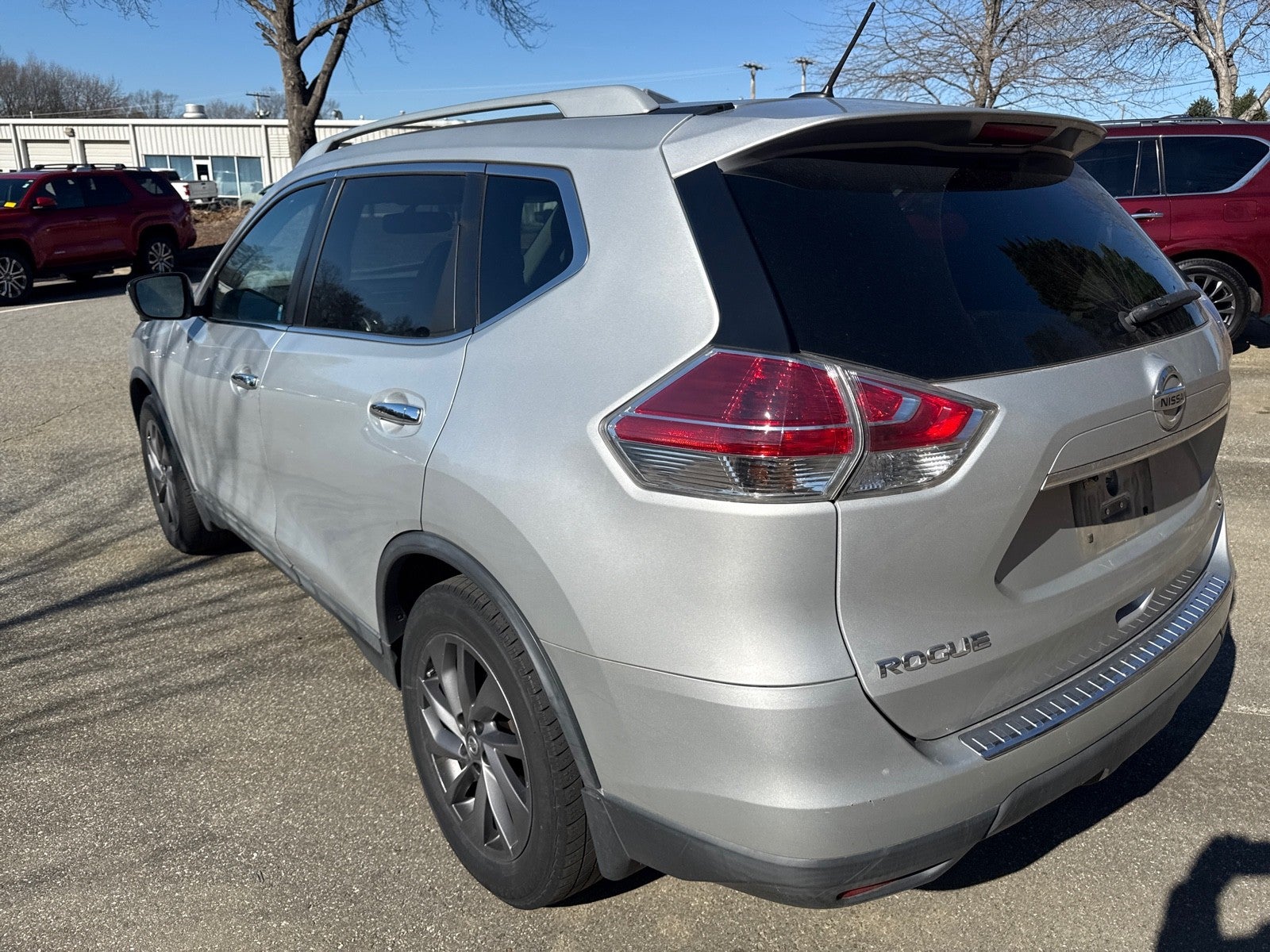 2016 Nissan Rogue SL