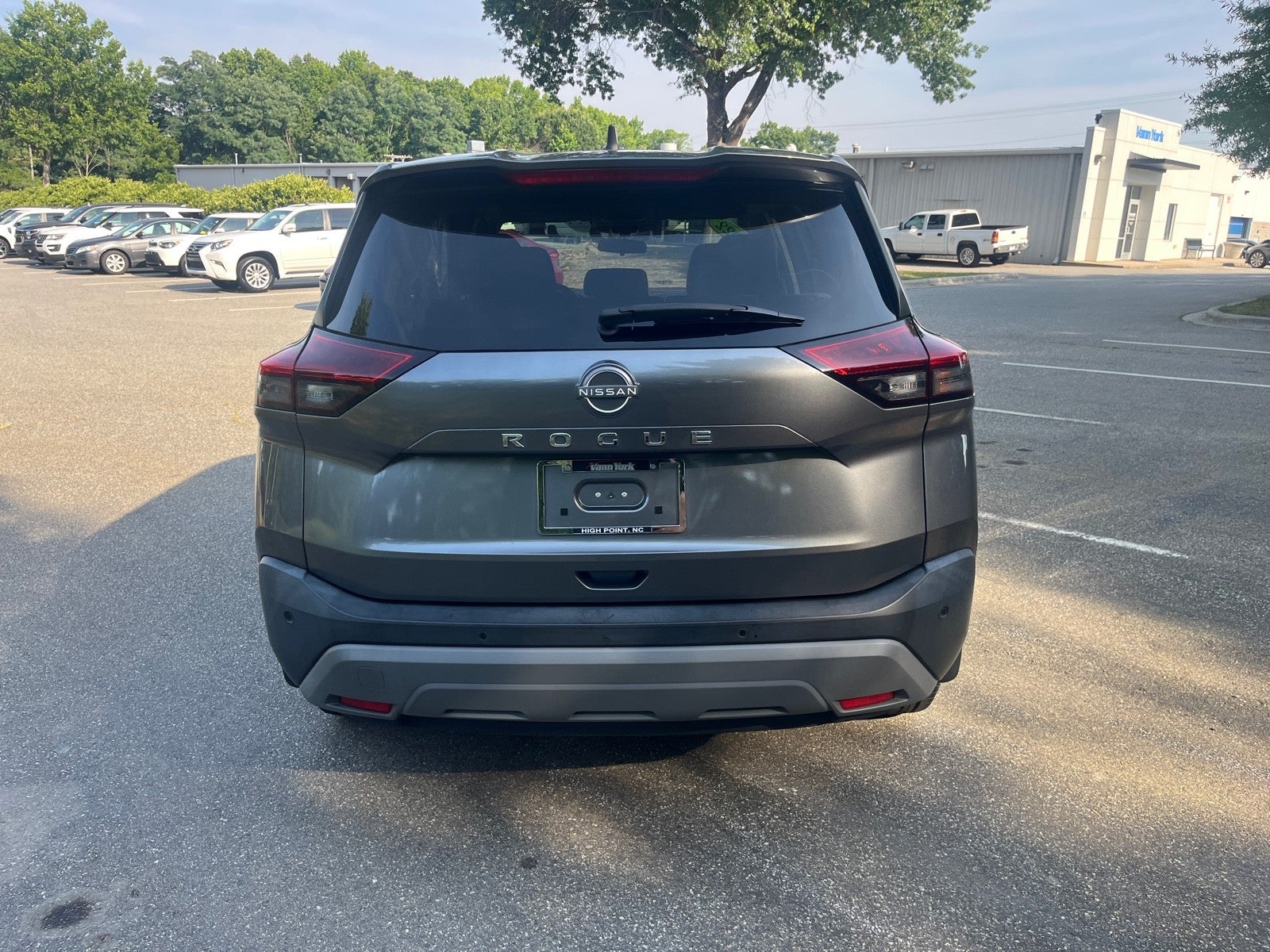 2022 Nissan Rogue S