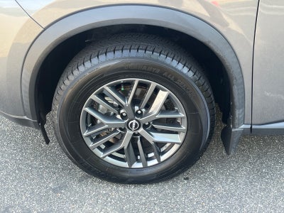 2022 Nissan Rogue S