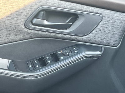 2022 Nissan Rogue S