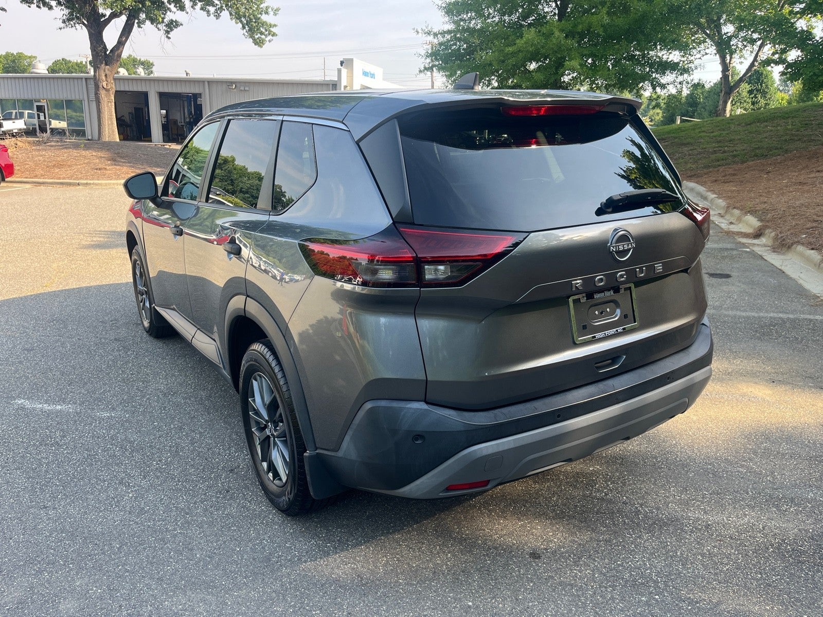 2022 Nissan Rogue S