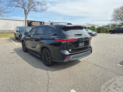 2022 Toyota Highlander L