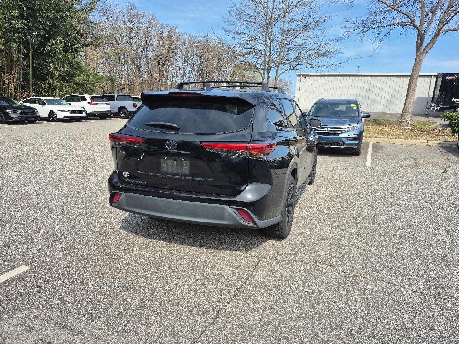 2022 Toyota Highlander L