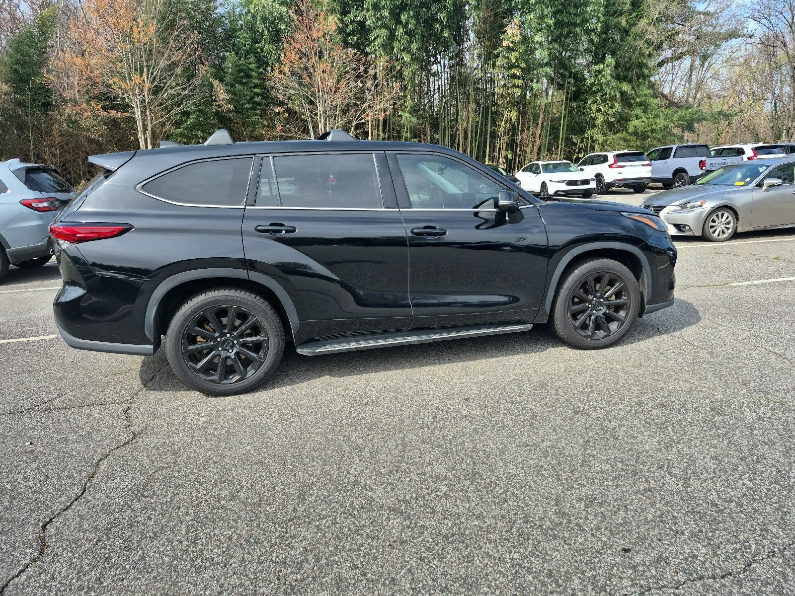 2022 Toyota Highlander L