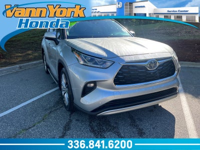 2021 Toyota Highlander Platinum