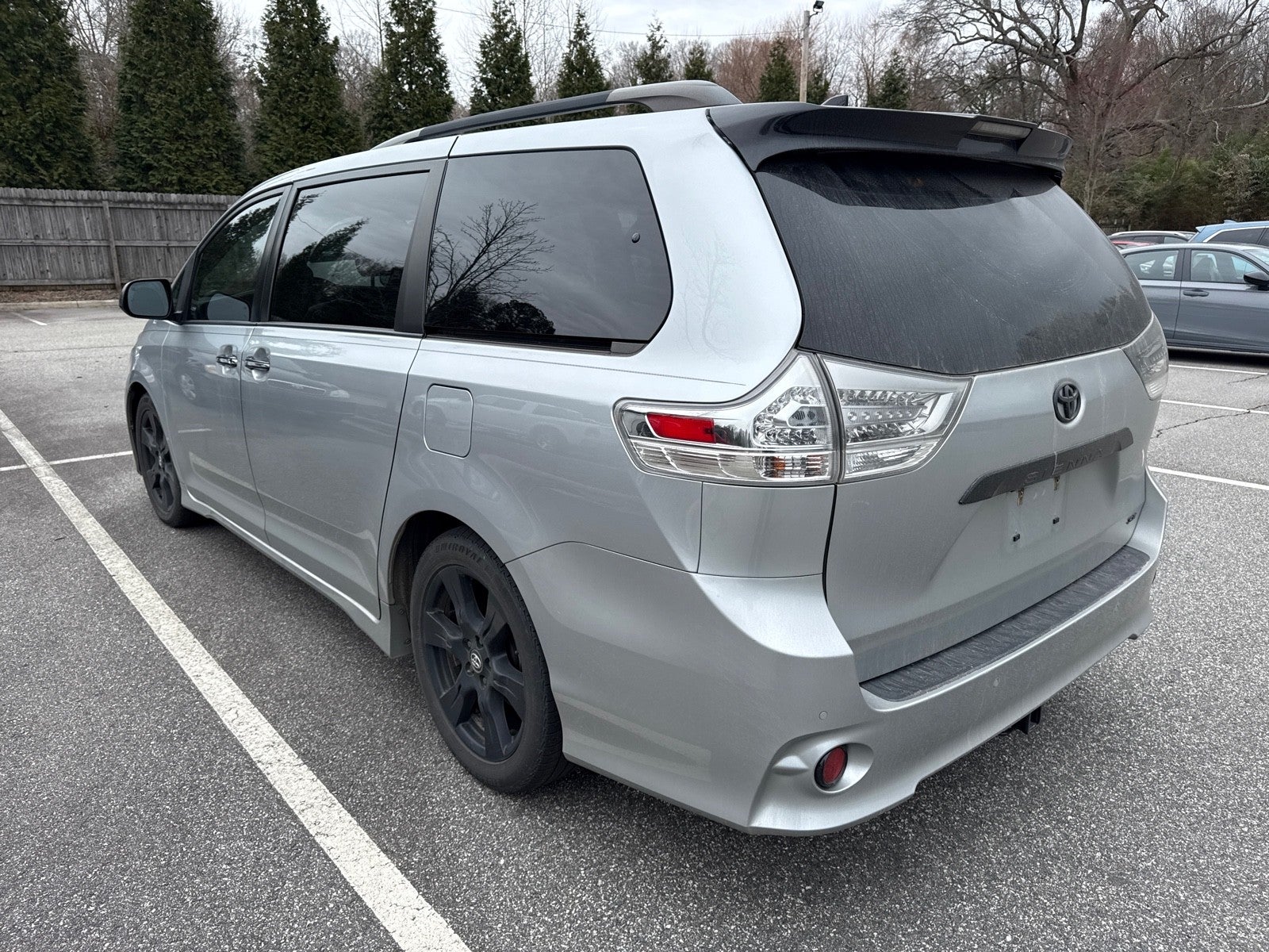 2020 Toyota Sienna SE