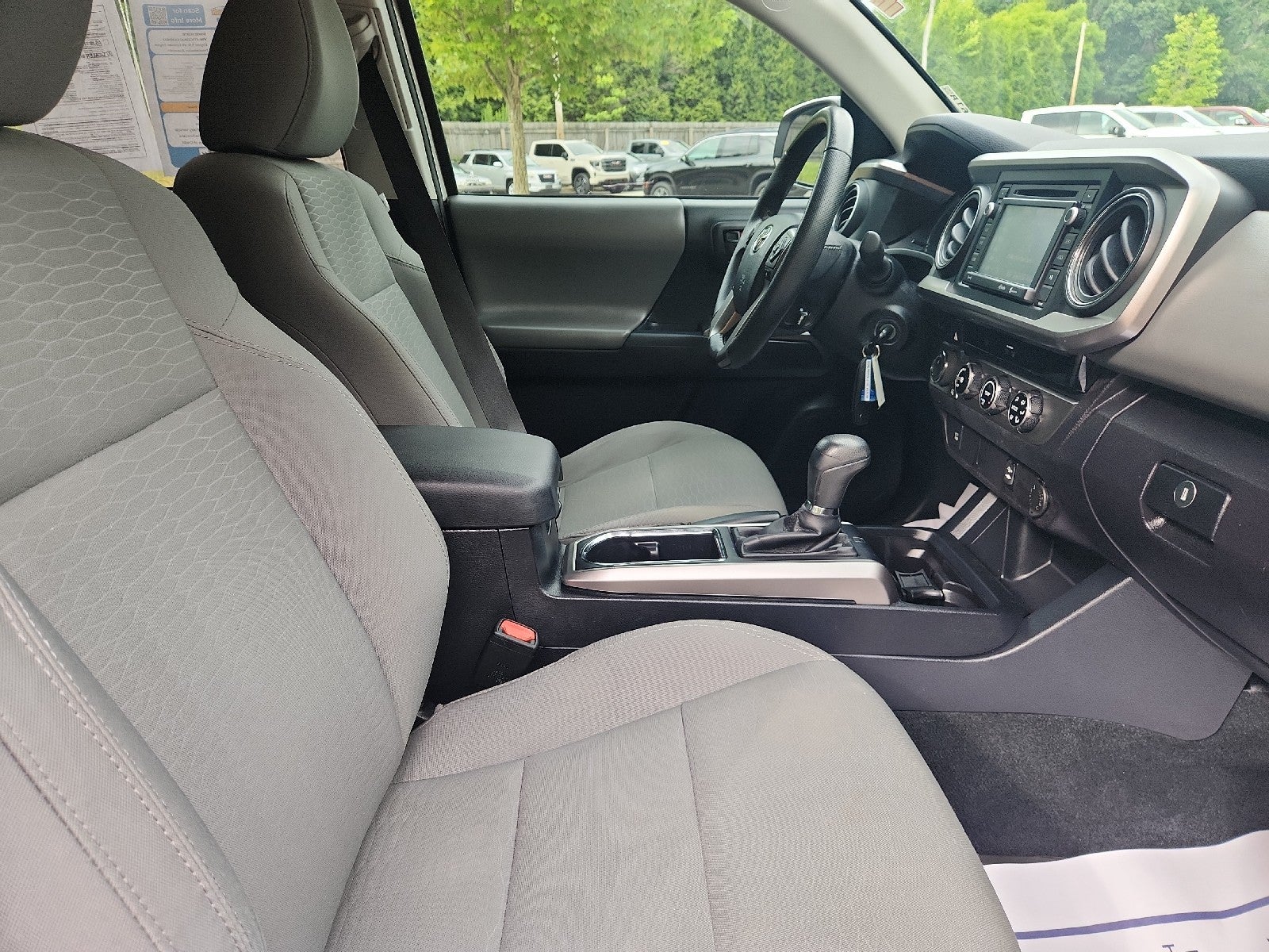 2017 Toyota Tacoma SR5