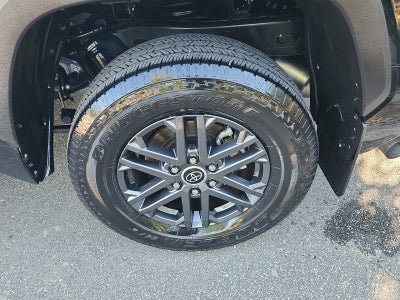 2024 Toyota Tundra 4WD SR5