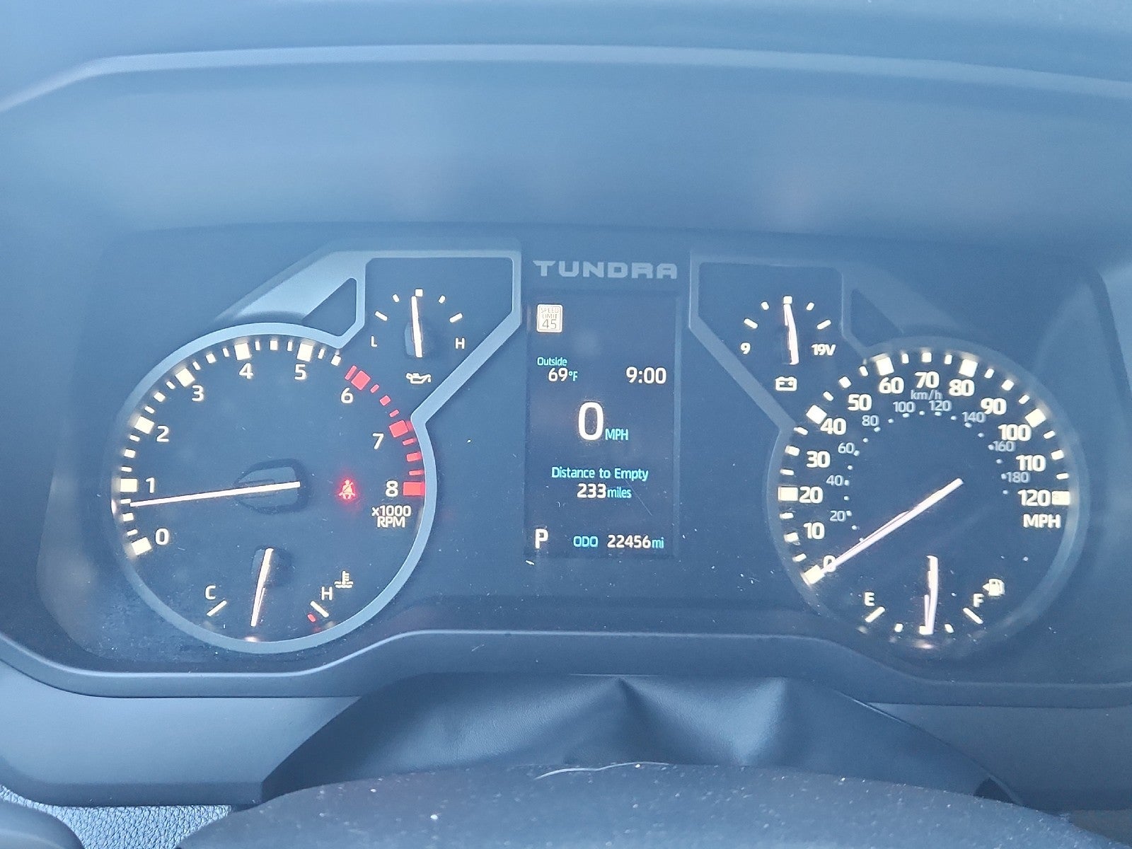 2024 Toyota Tundra 4WD SR5