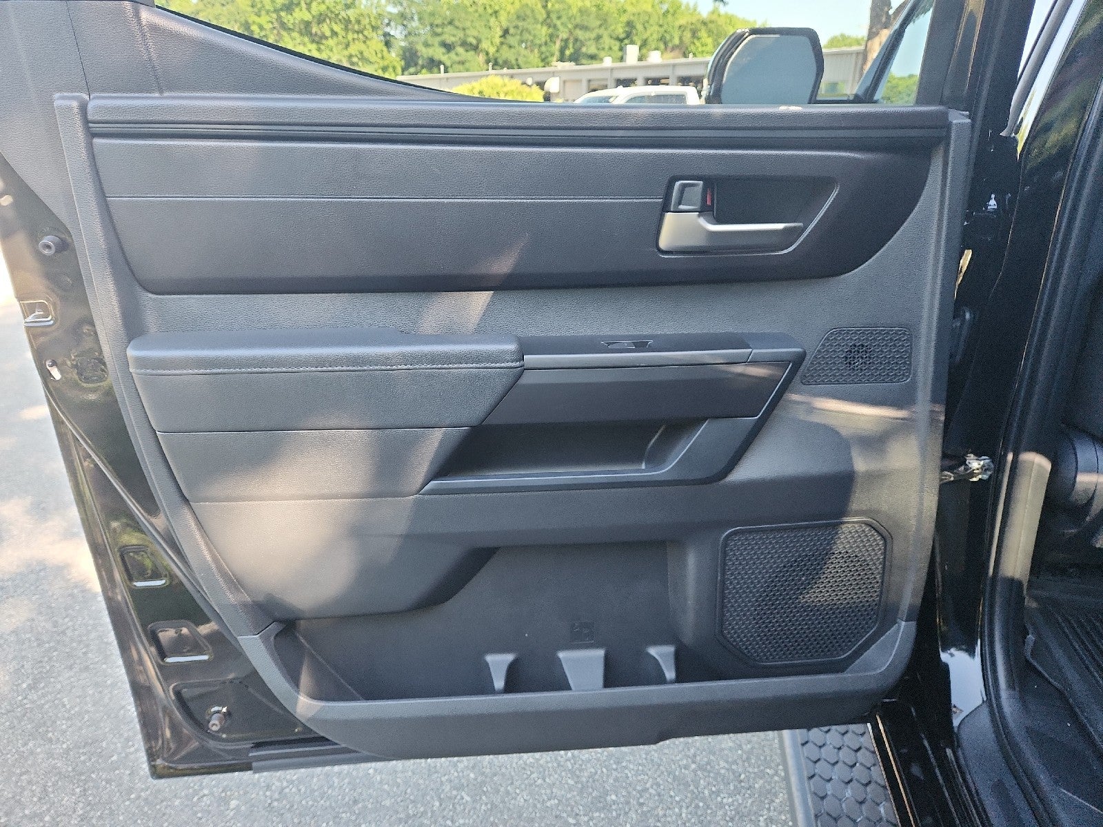 2024 Toyota Tundra 4WD SR5