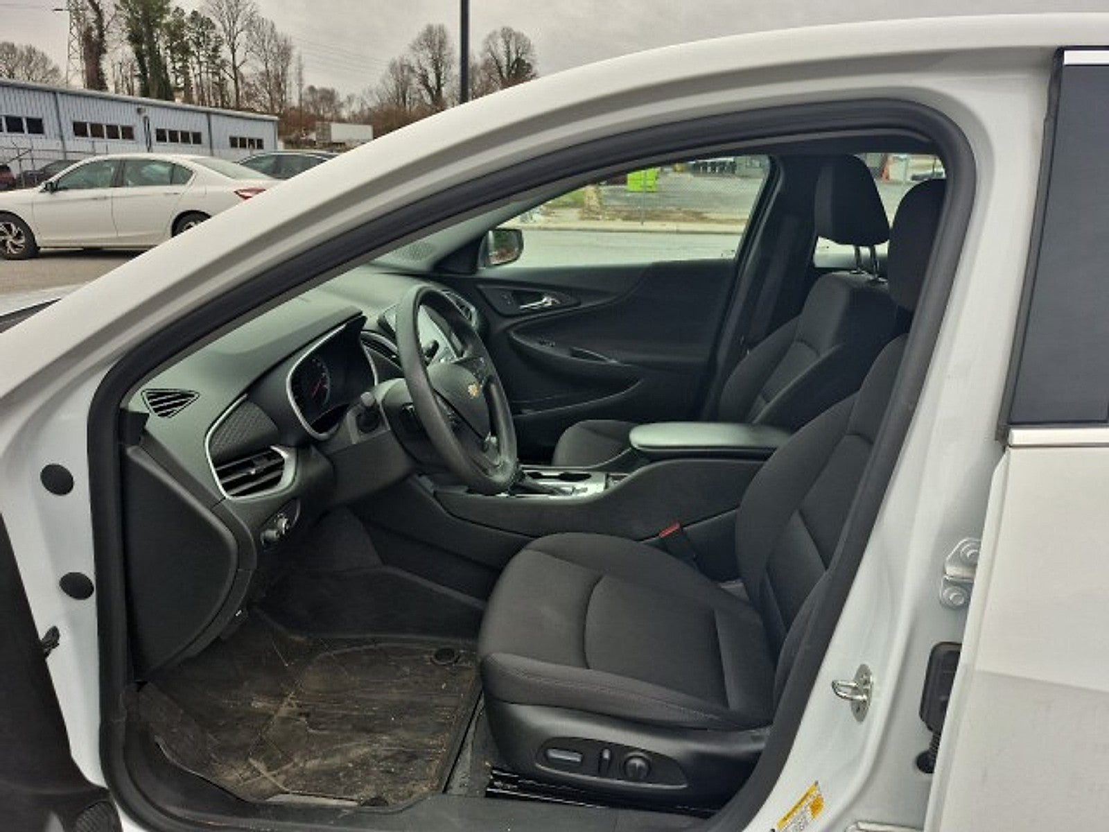 2023 Chevrolet Malibu LS