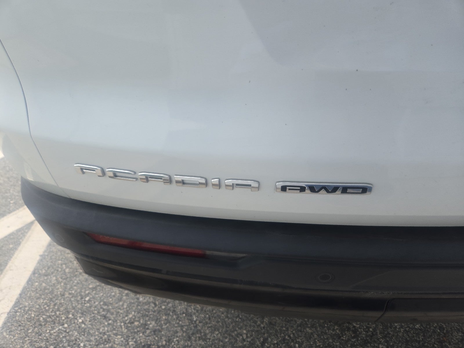 2025 GMC Acadia AWD AT4