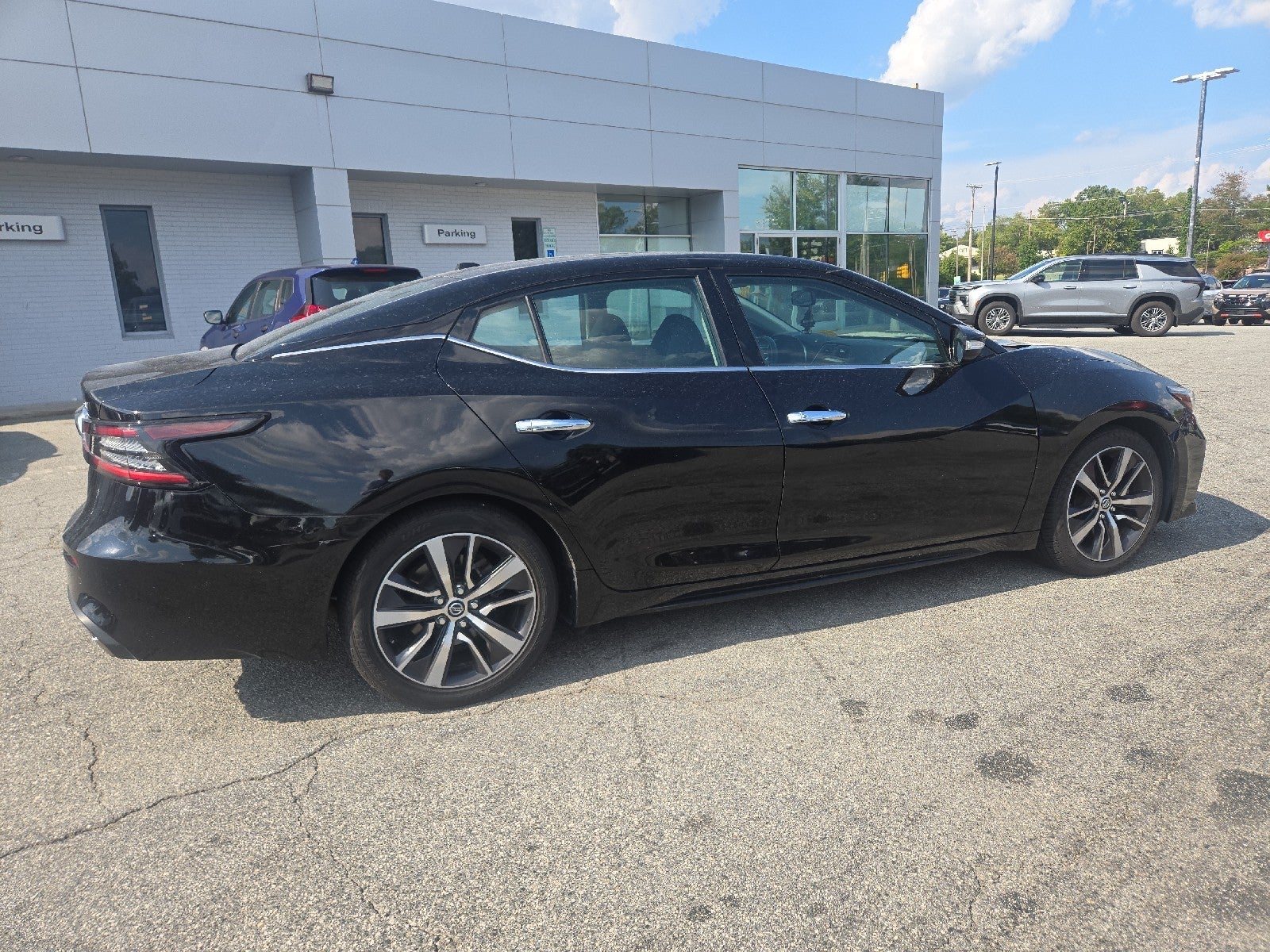 2020 Nissan Maxima SV
