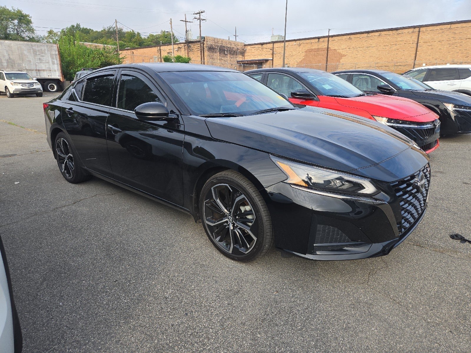 2023 Nissan Altima SR