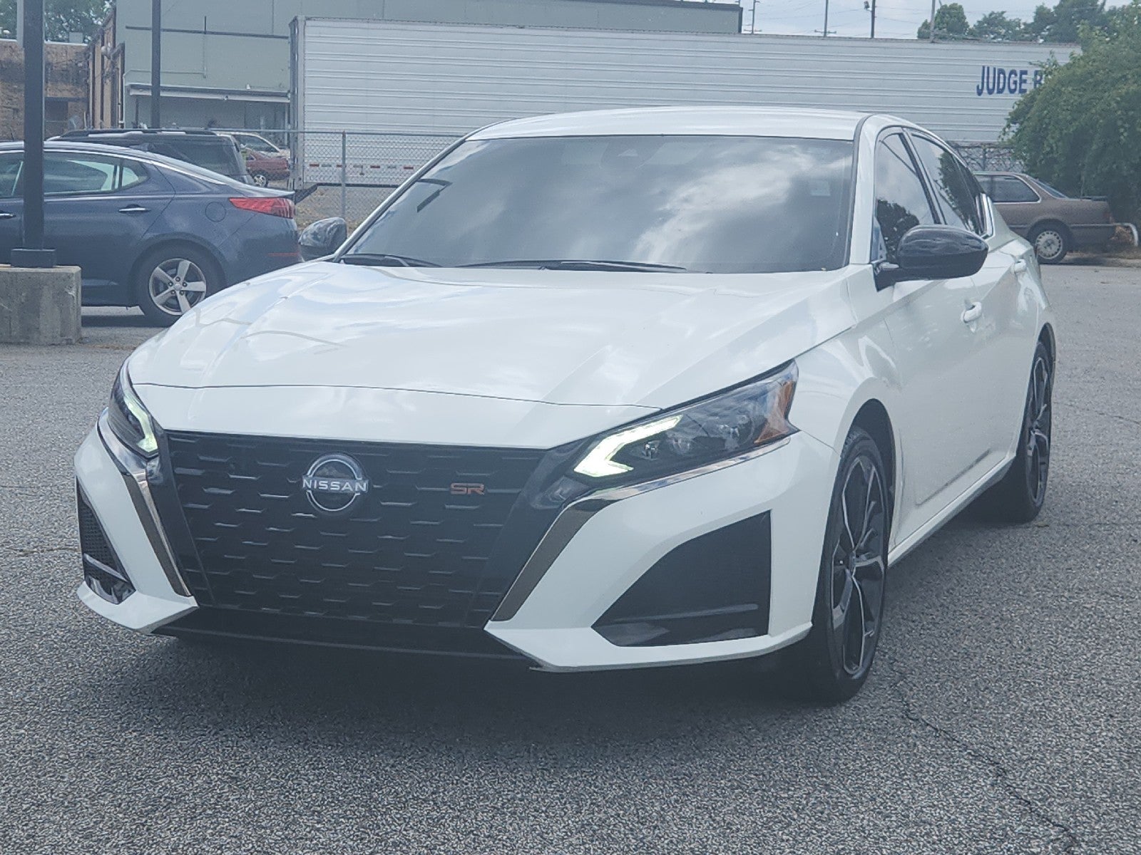 2025 Nissan Altima SR