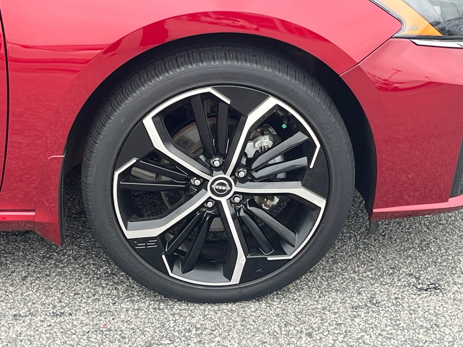 2023 Nissan Altima SR