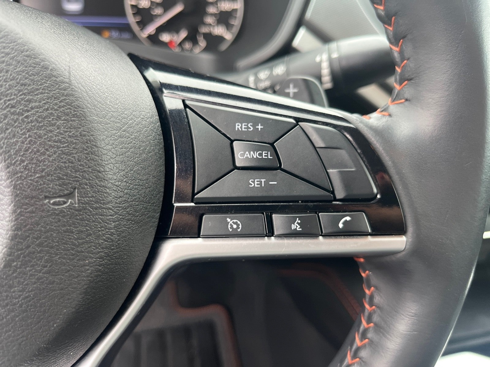2023 Nissan Altima SR