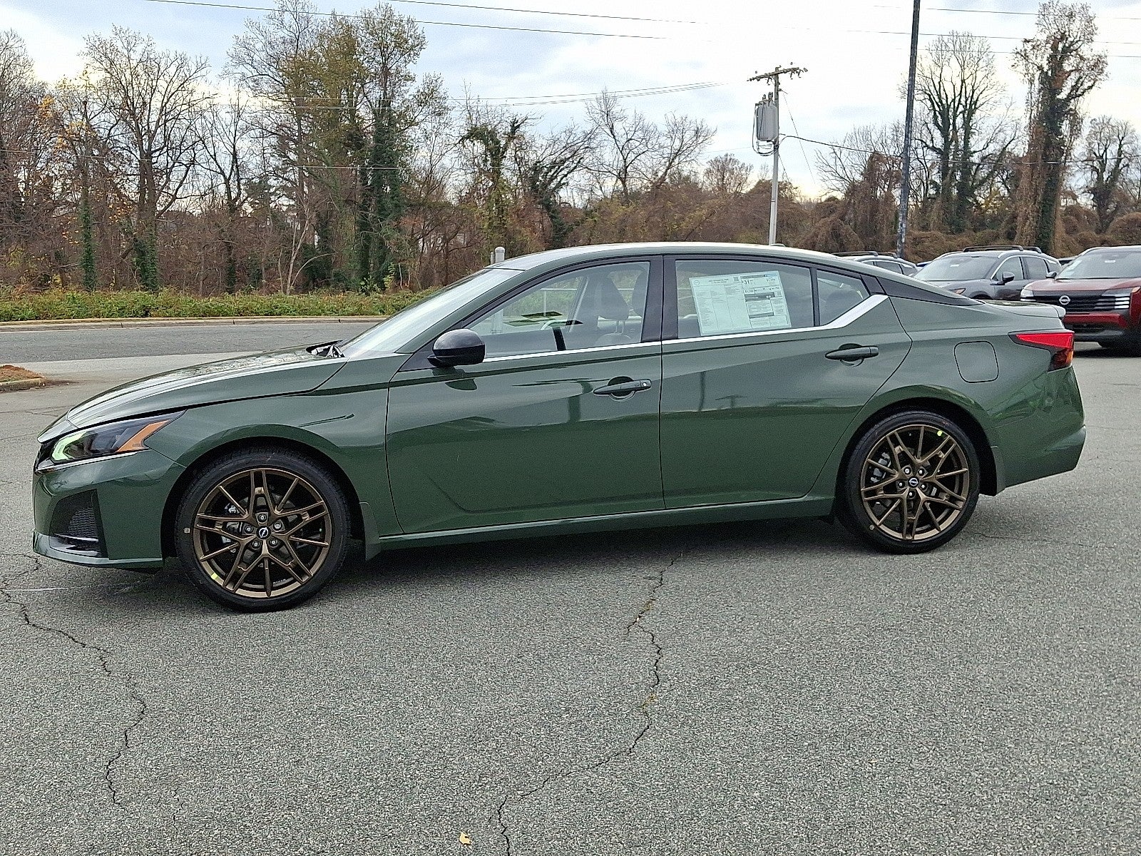 2025 Nissan Altima SR