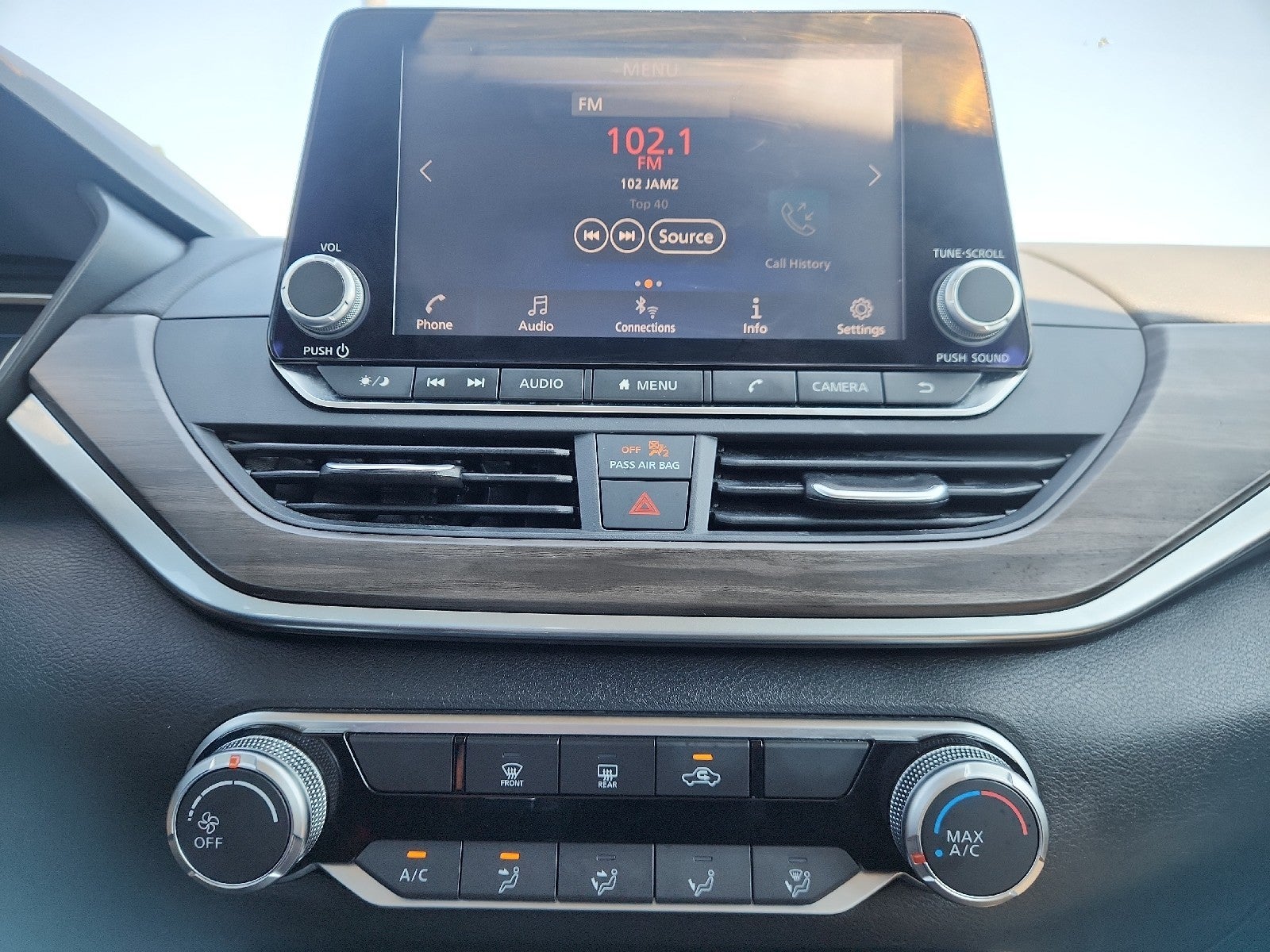 2025 Nissan Altima SV