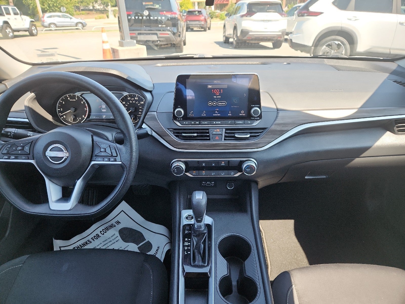 2025 Nissan Altima SV