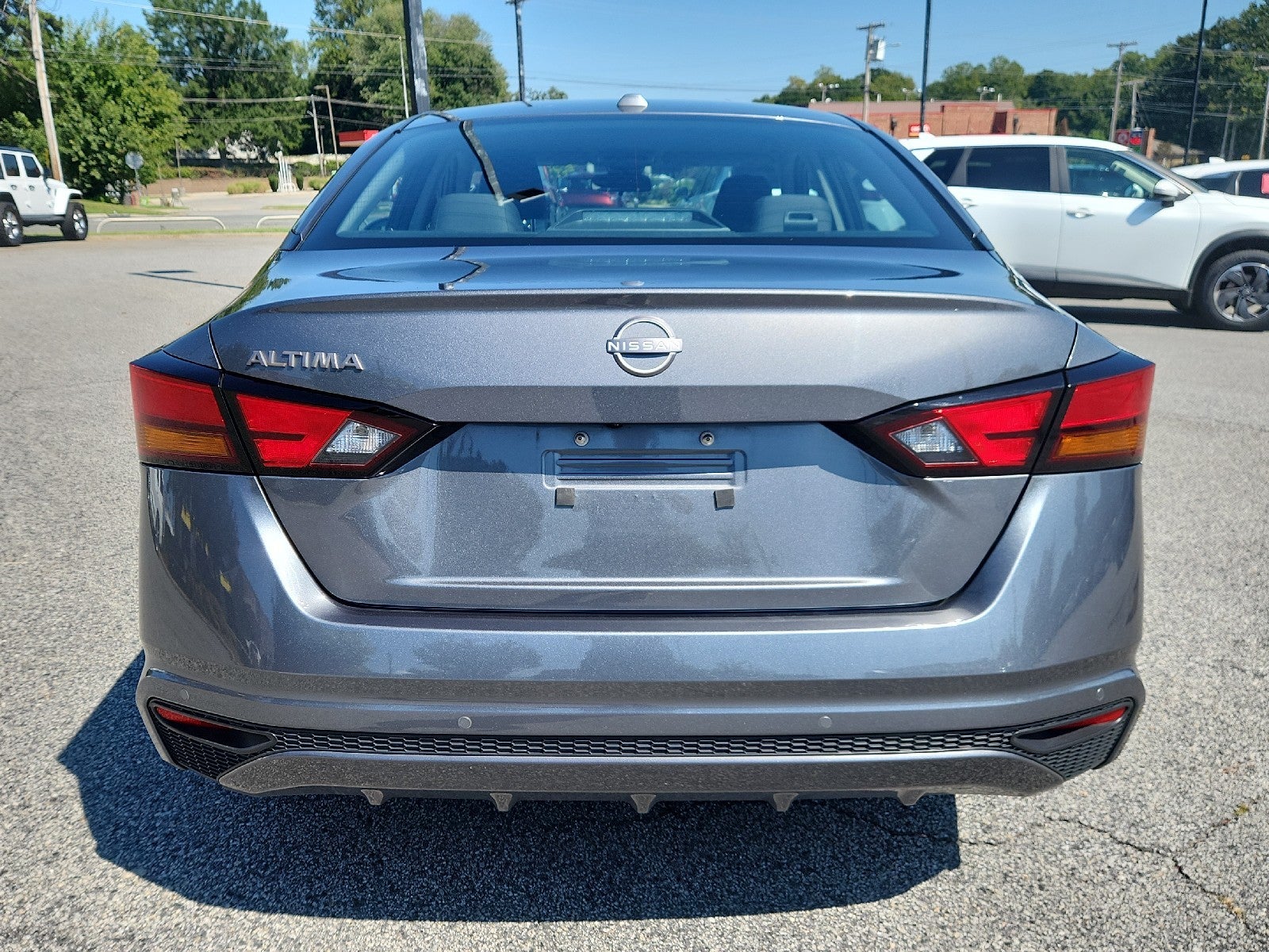 2025 Nissan Altima SV