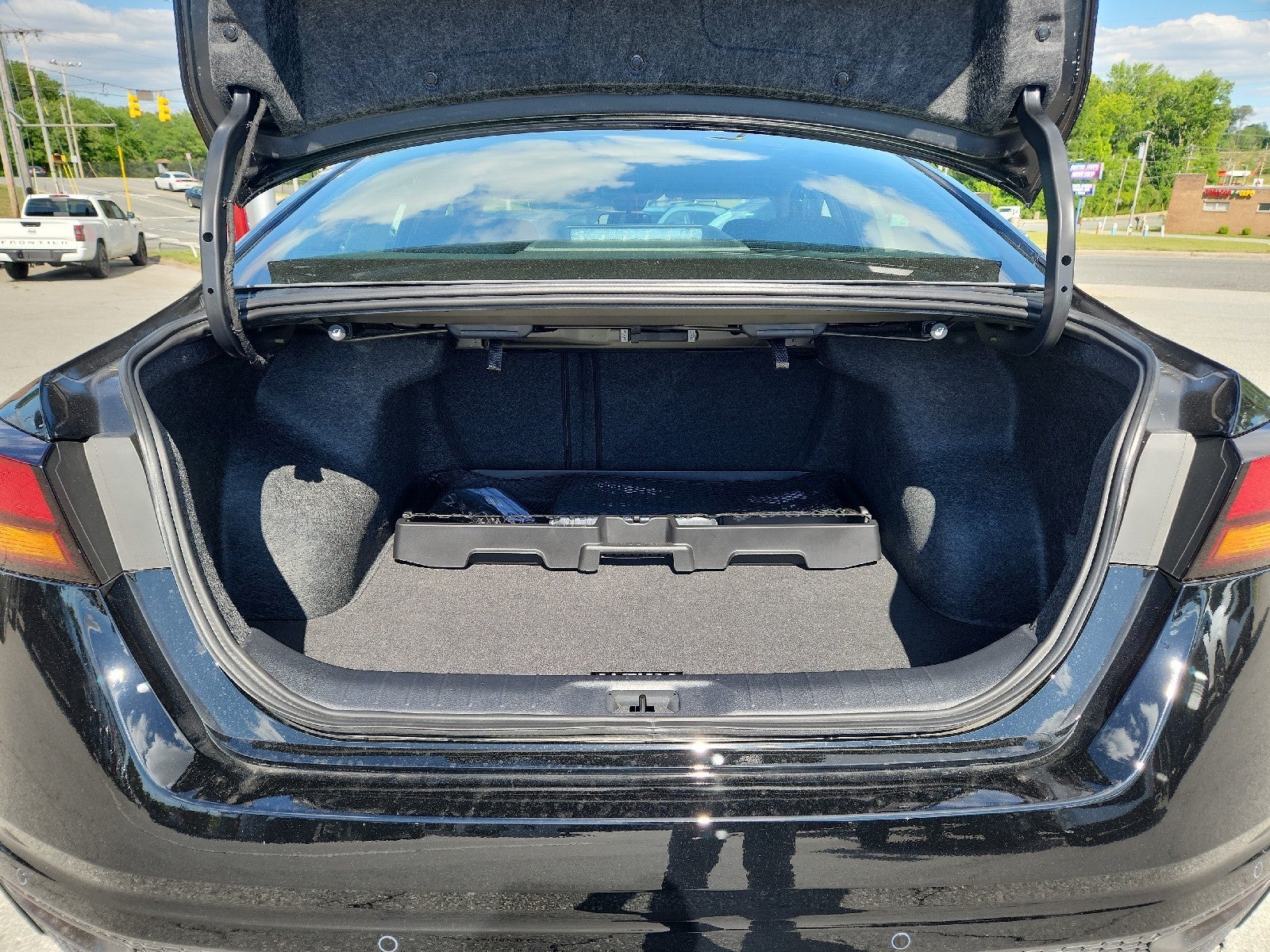 2026 Nissan Altima SV