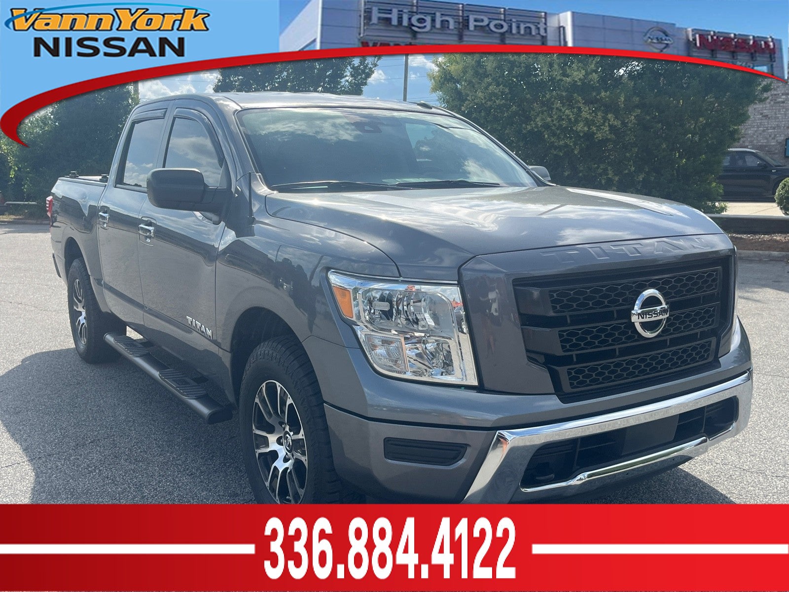 2021 Nissan Titan SV
