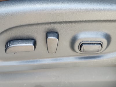2023 Nissan Titan Crew Cab Platinum Reserve