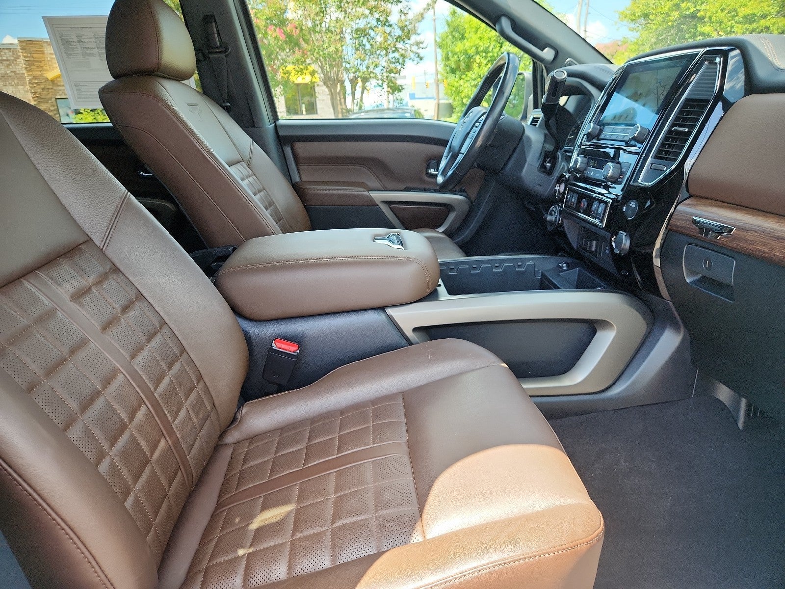 2023 Nissan Titan Crew Cab Platinum Reserve