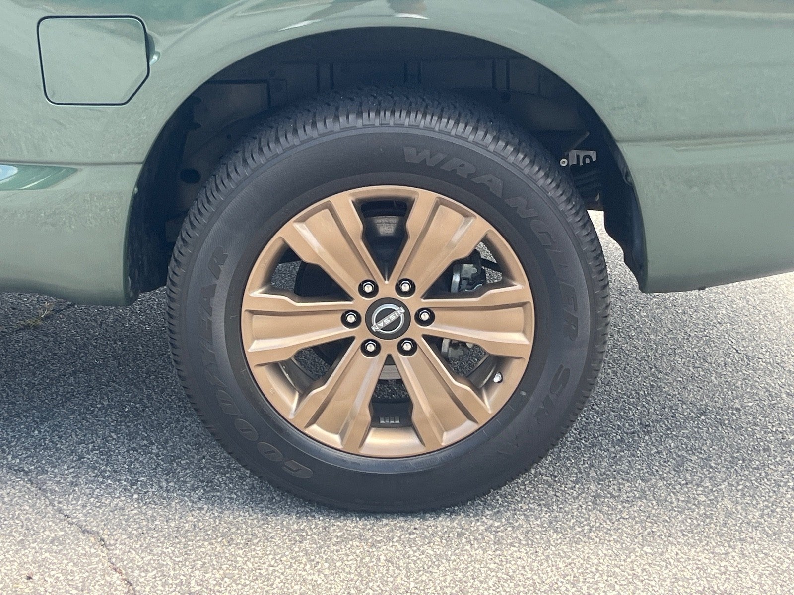 2024 Nissan Titan SV