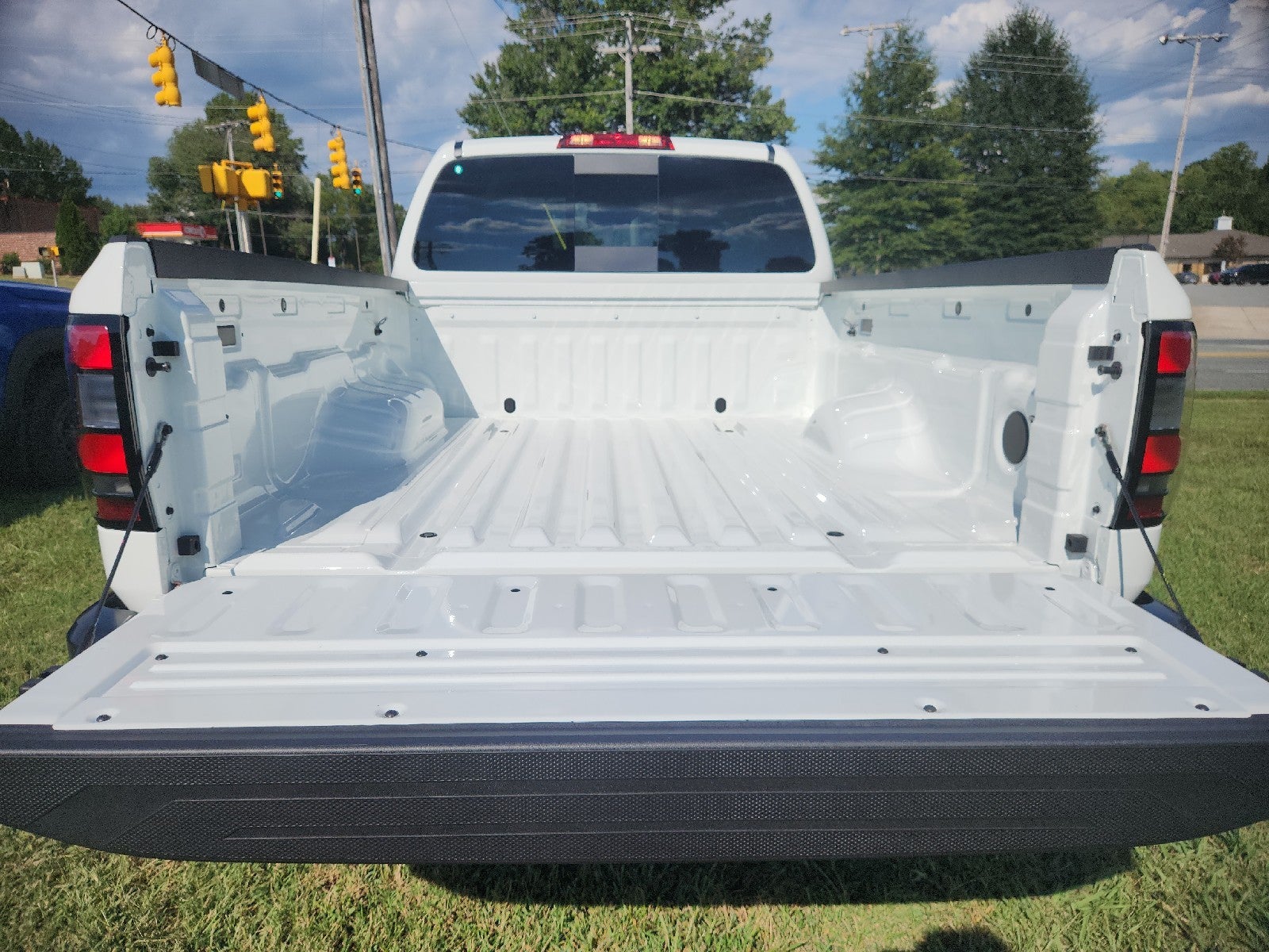 2027 Nissan Frontier King Cab® S