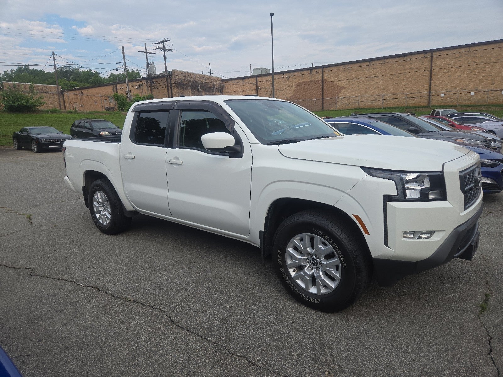 2022 Nissan Frontier SV
