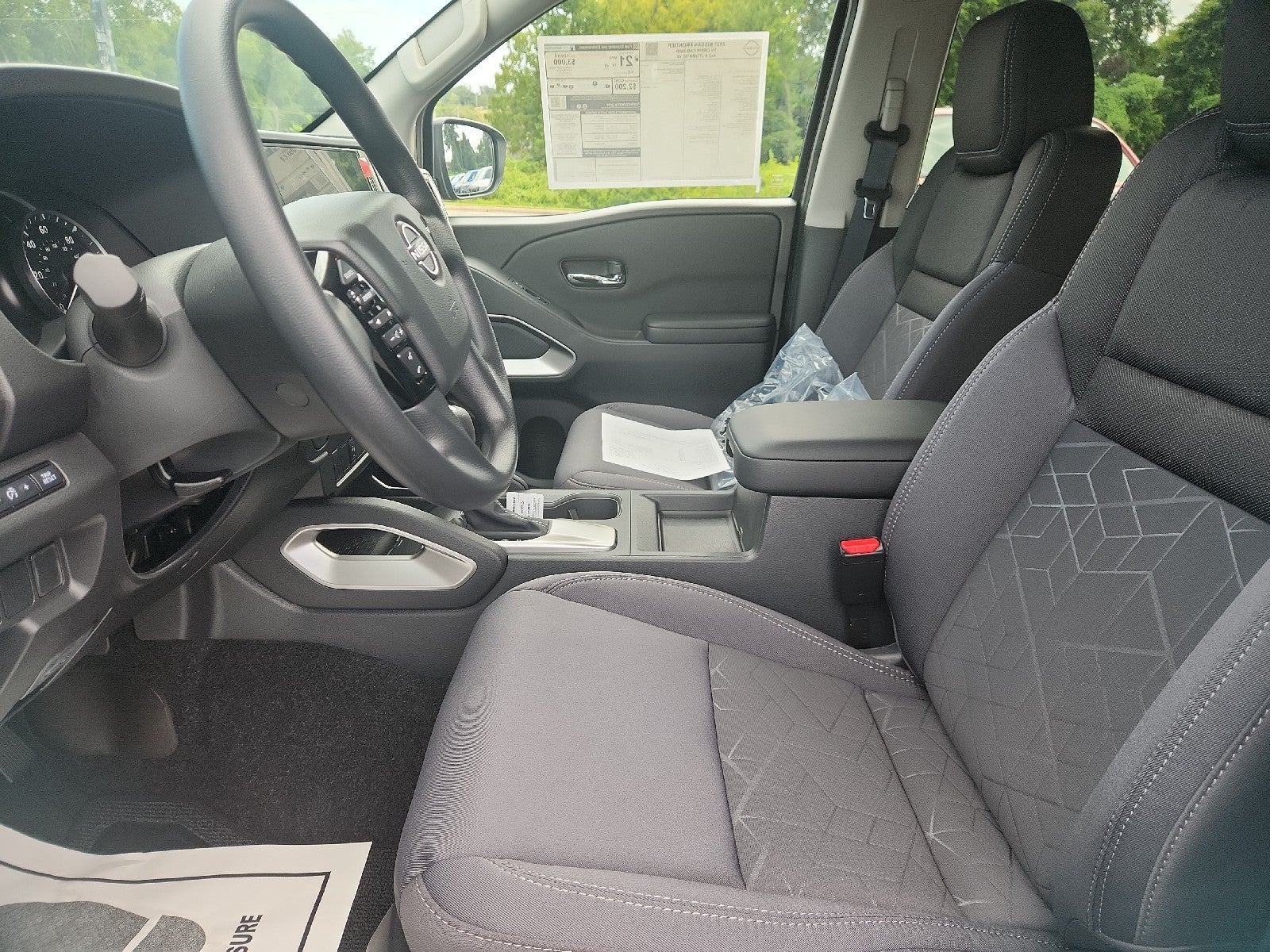 2027 Nissan Frontier Crew Cab SV
